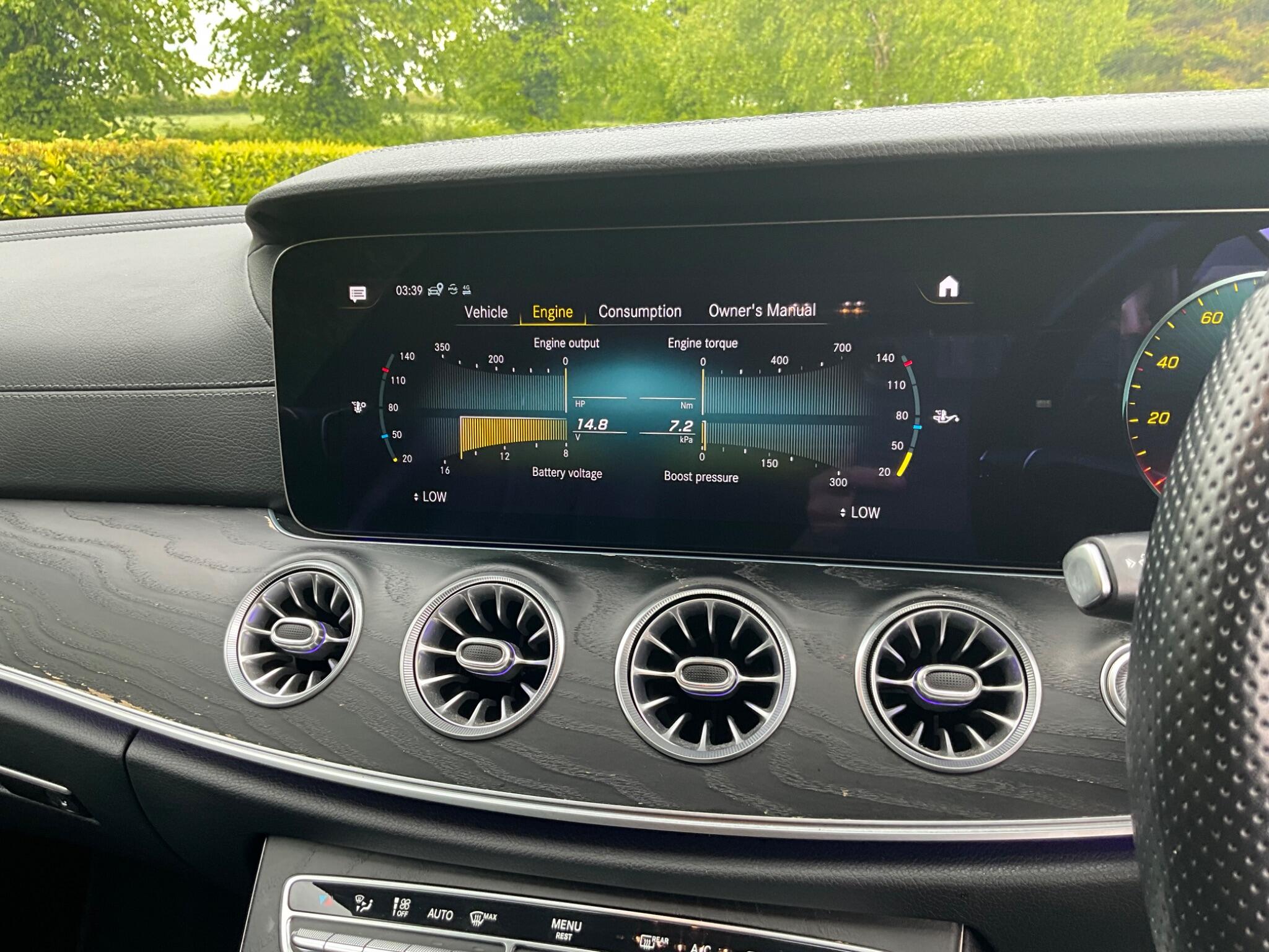 Mercedes-Benz E Class view 26