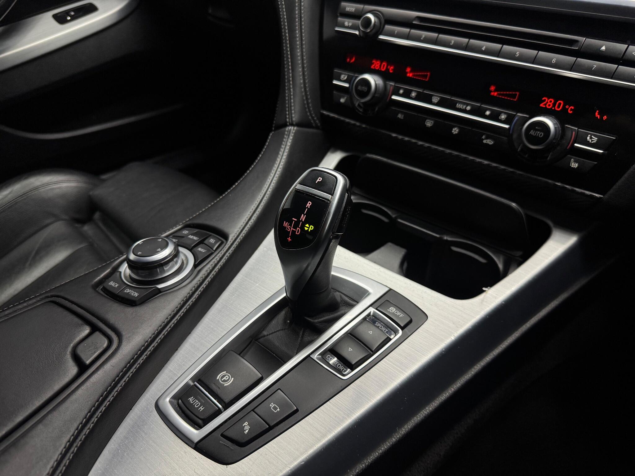 BMW 6 Series view 22