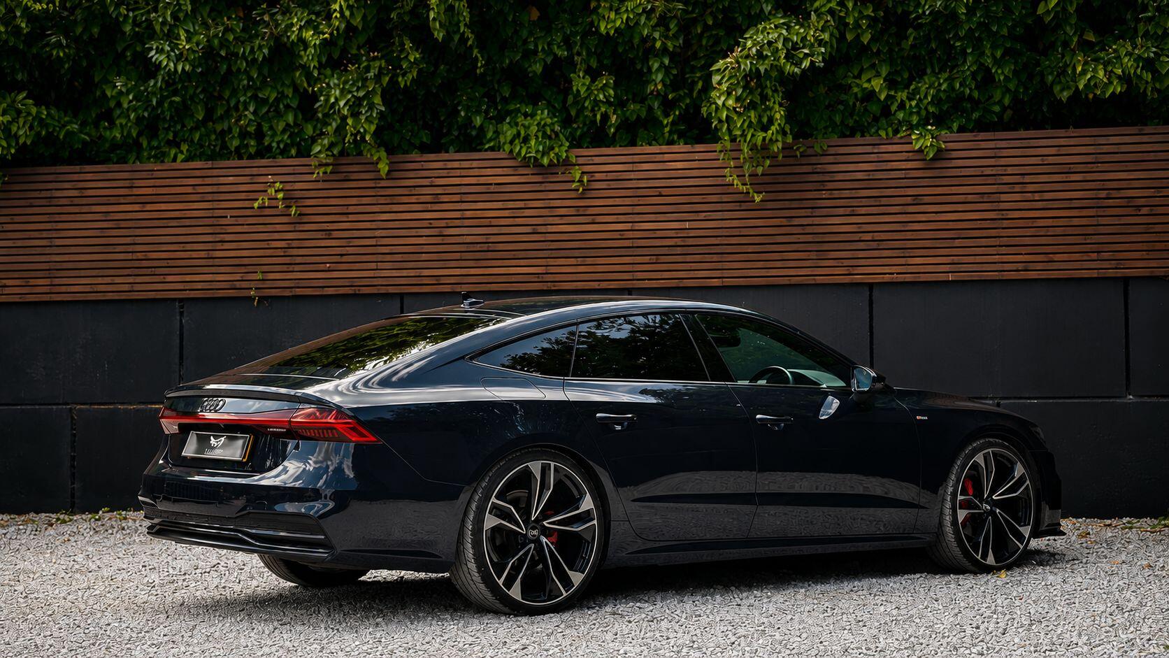 Audi A7 view 7