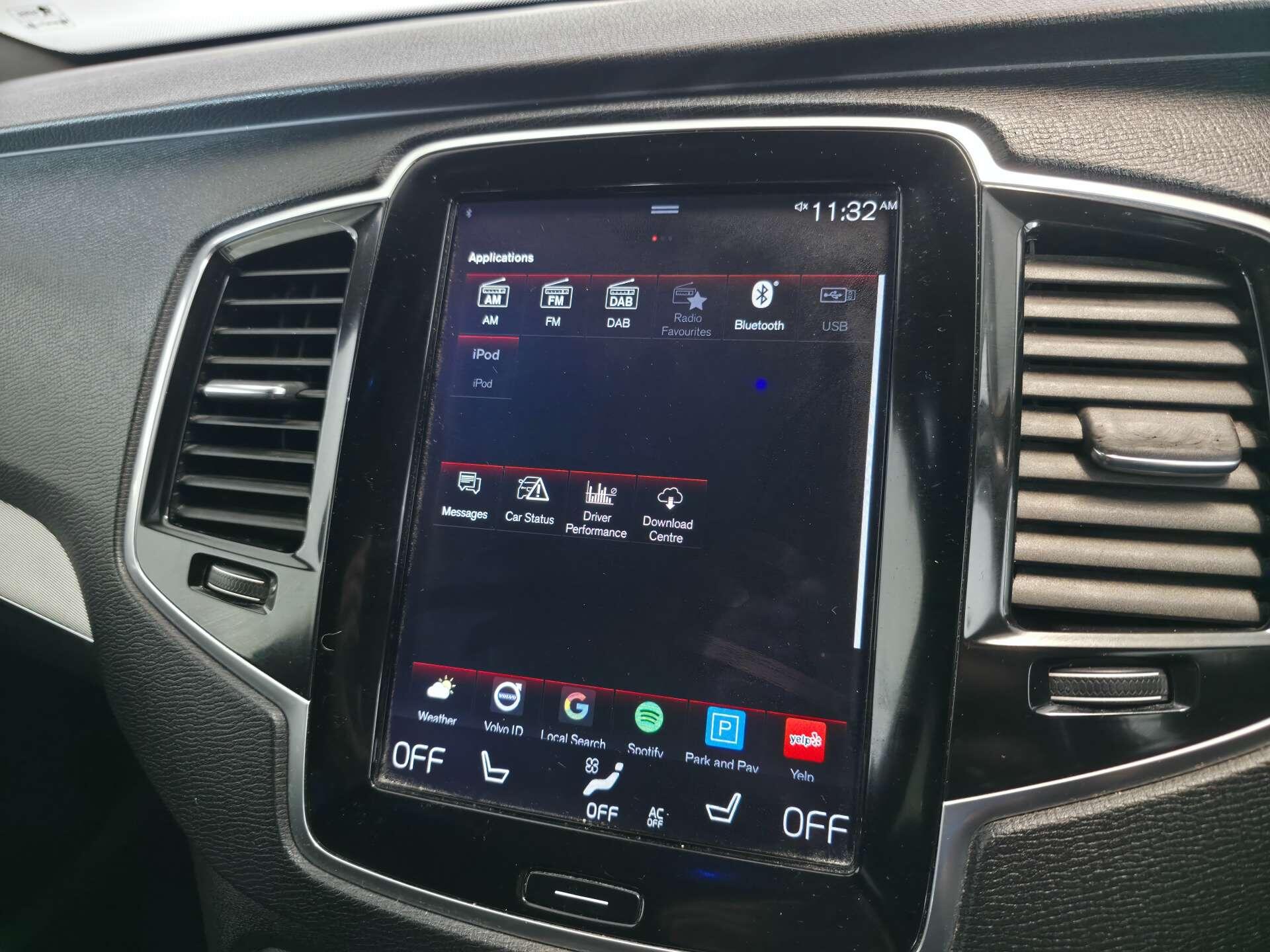 Volvo XC90 view 45