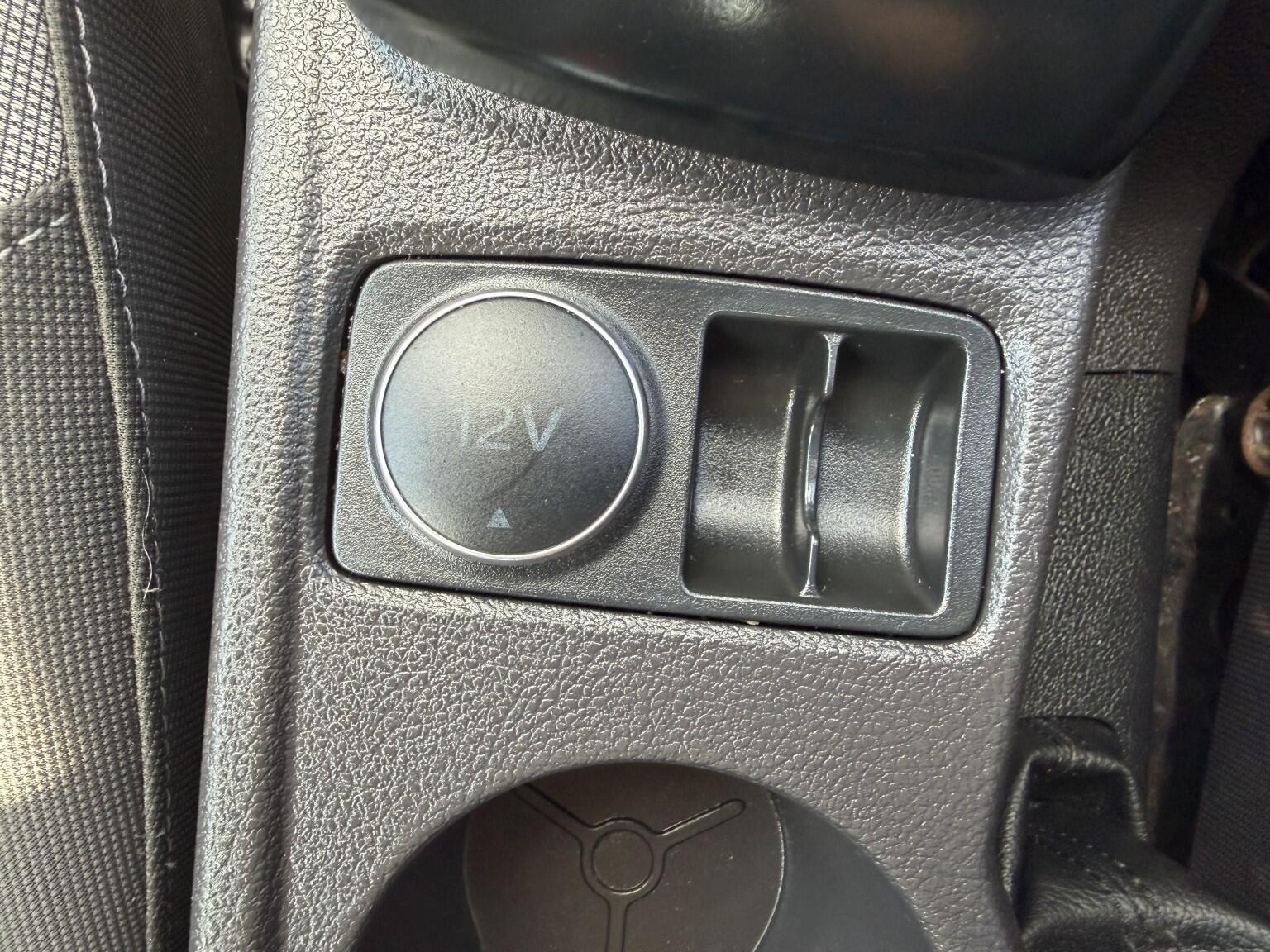 Ford Focus view 29