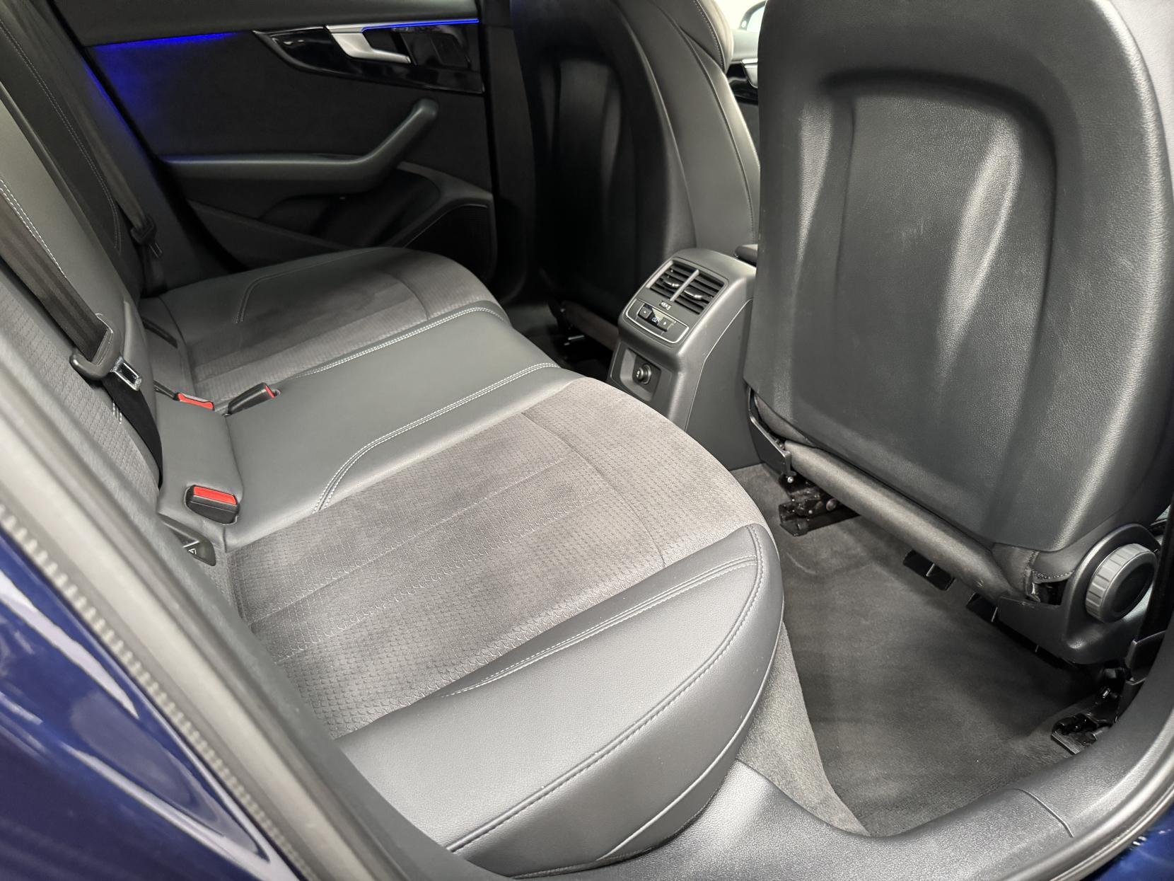 Audi A4 Avant view 46