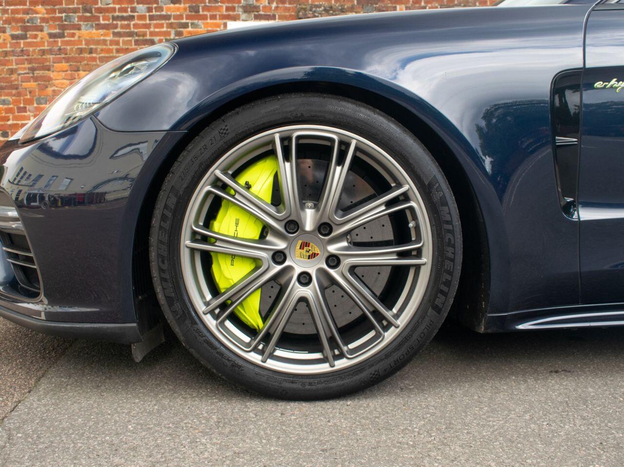 Porsche Panamera view 7