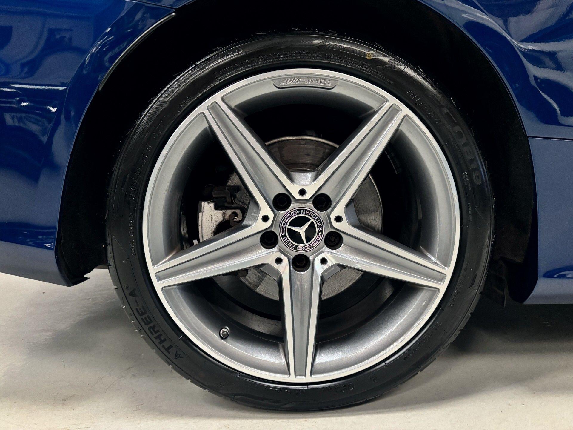 Mercedes-Benz C-Class view 45