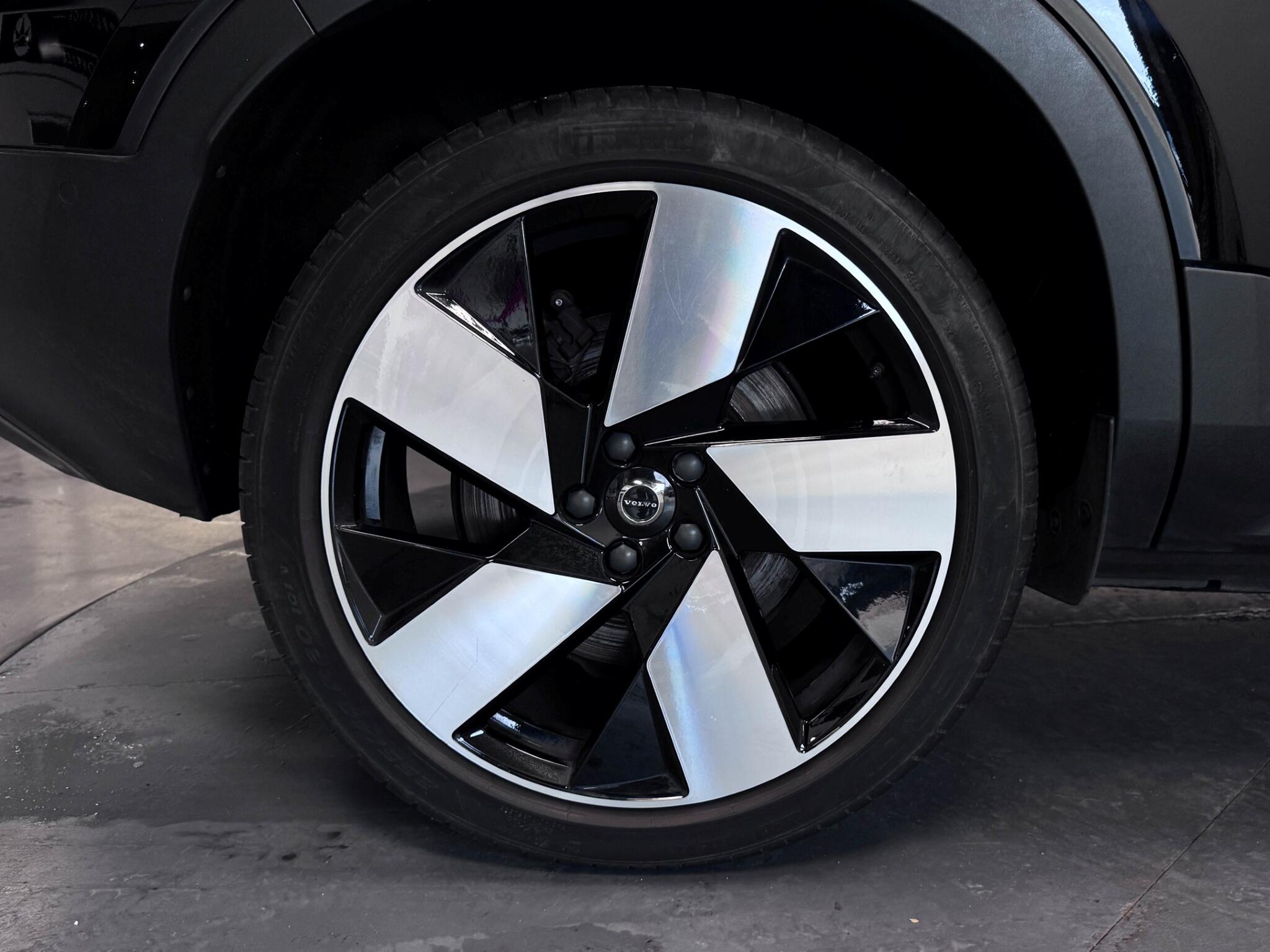 Volvo XC40 view 56