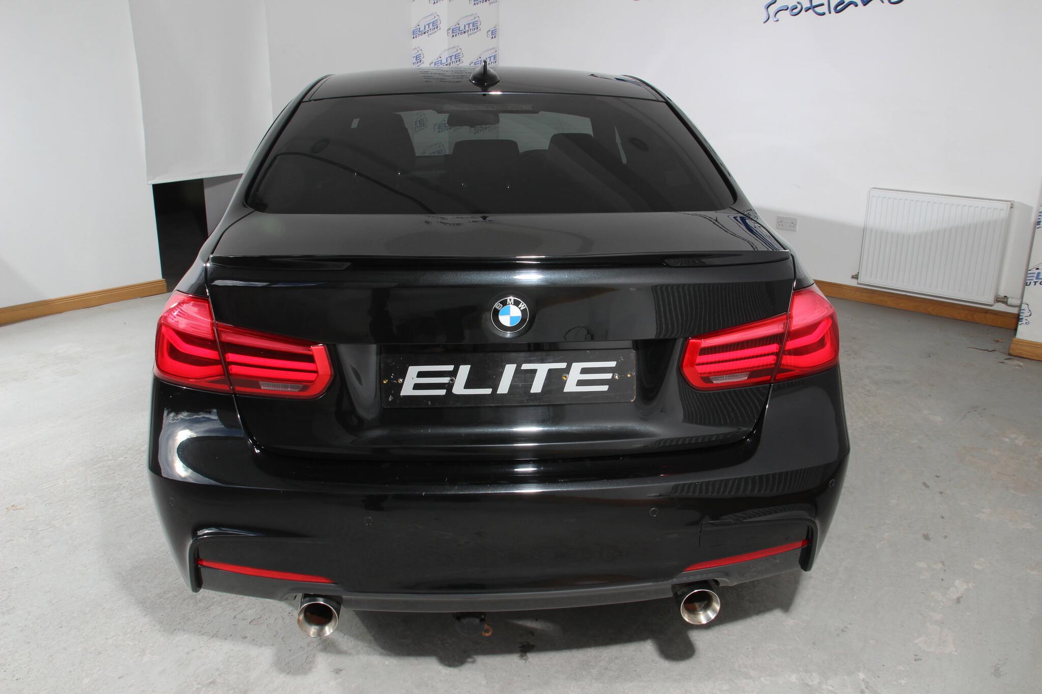 BMW 3 Series view 15