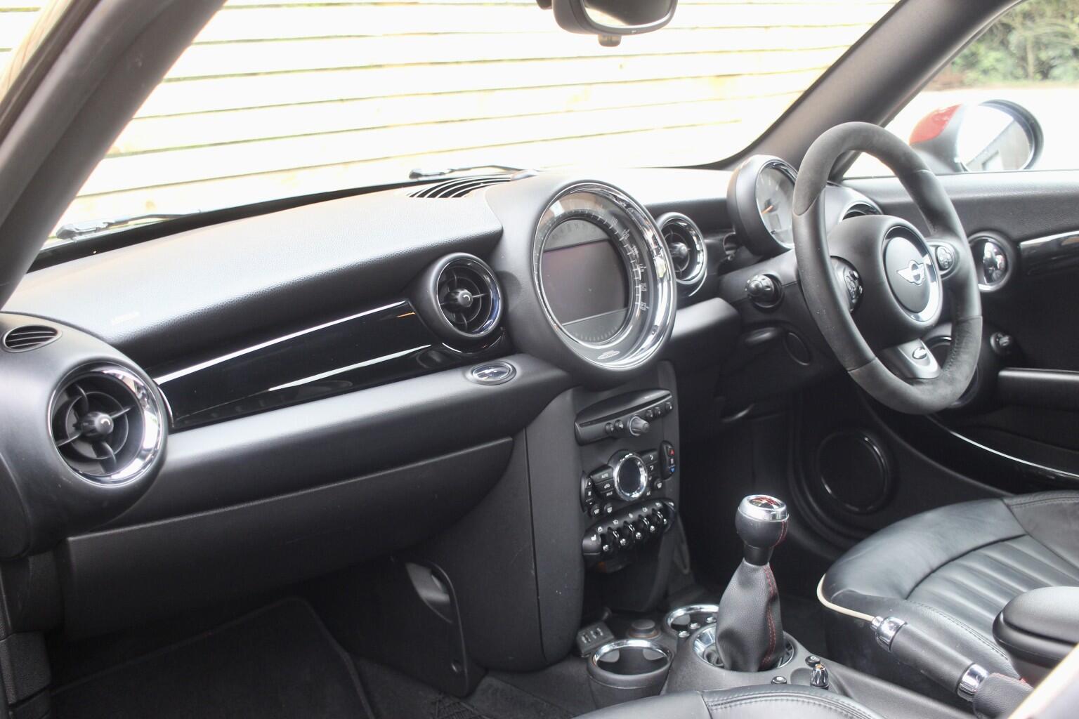 MINI Coupe view 10