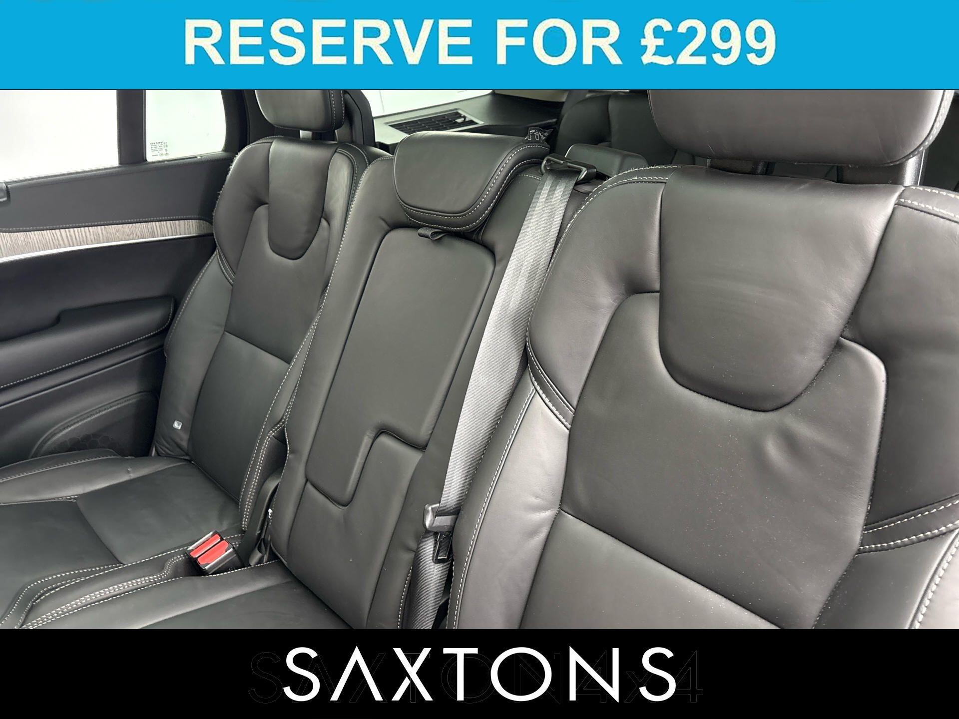 Volvo XC90 view 9