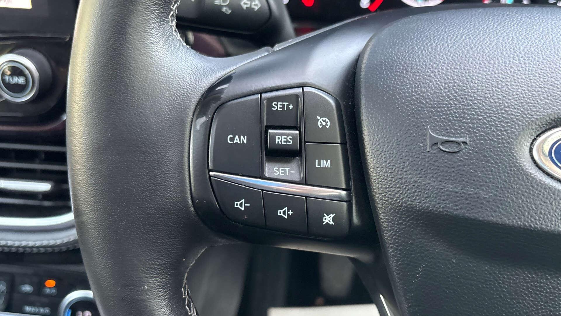 Ford Fiesta view 17
