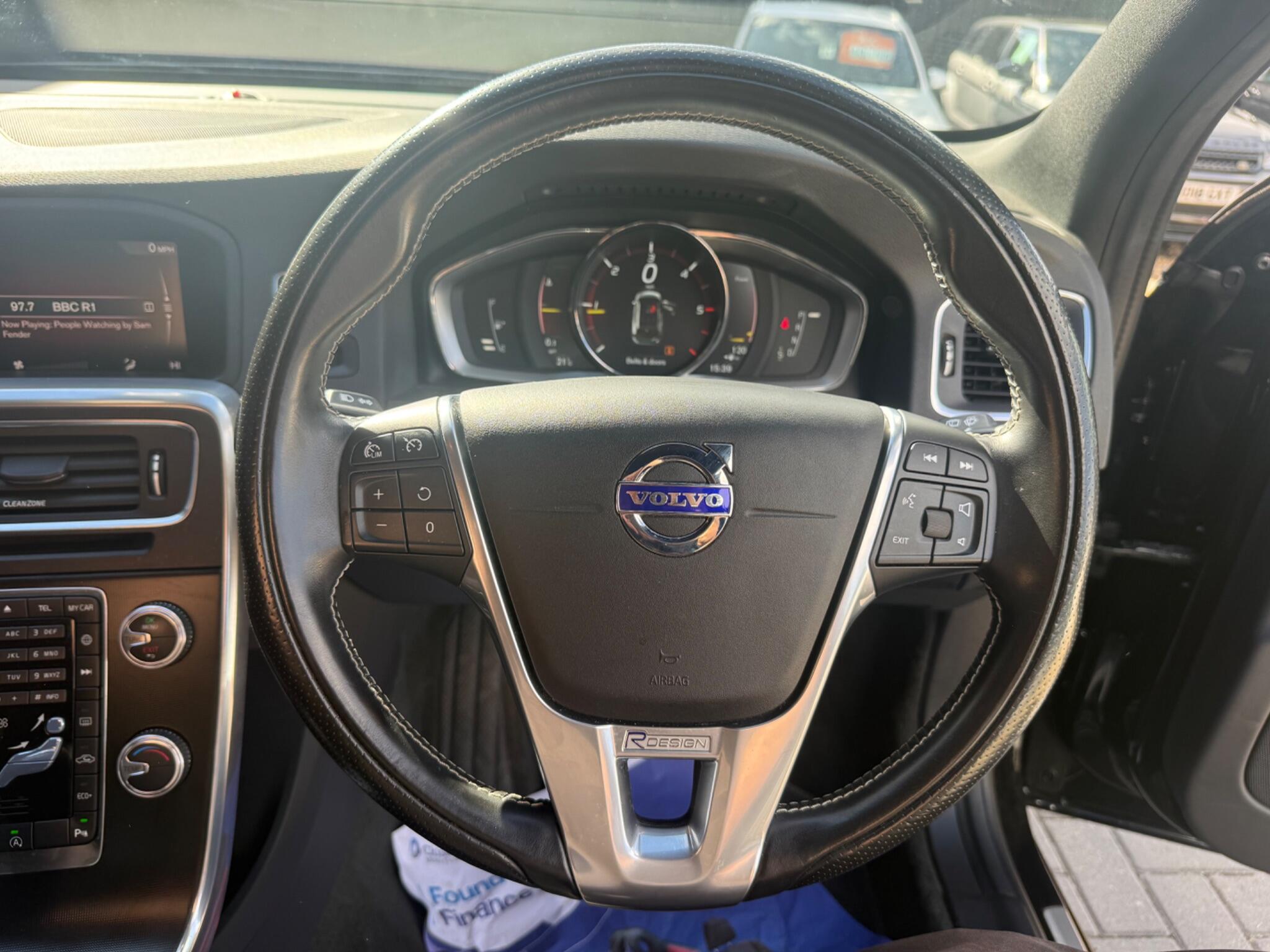 Volvo V60 view 27