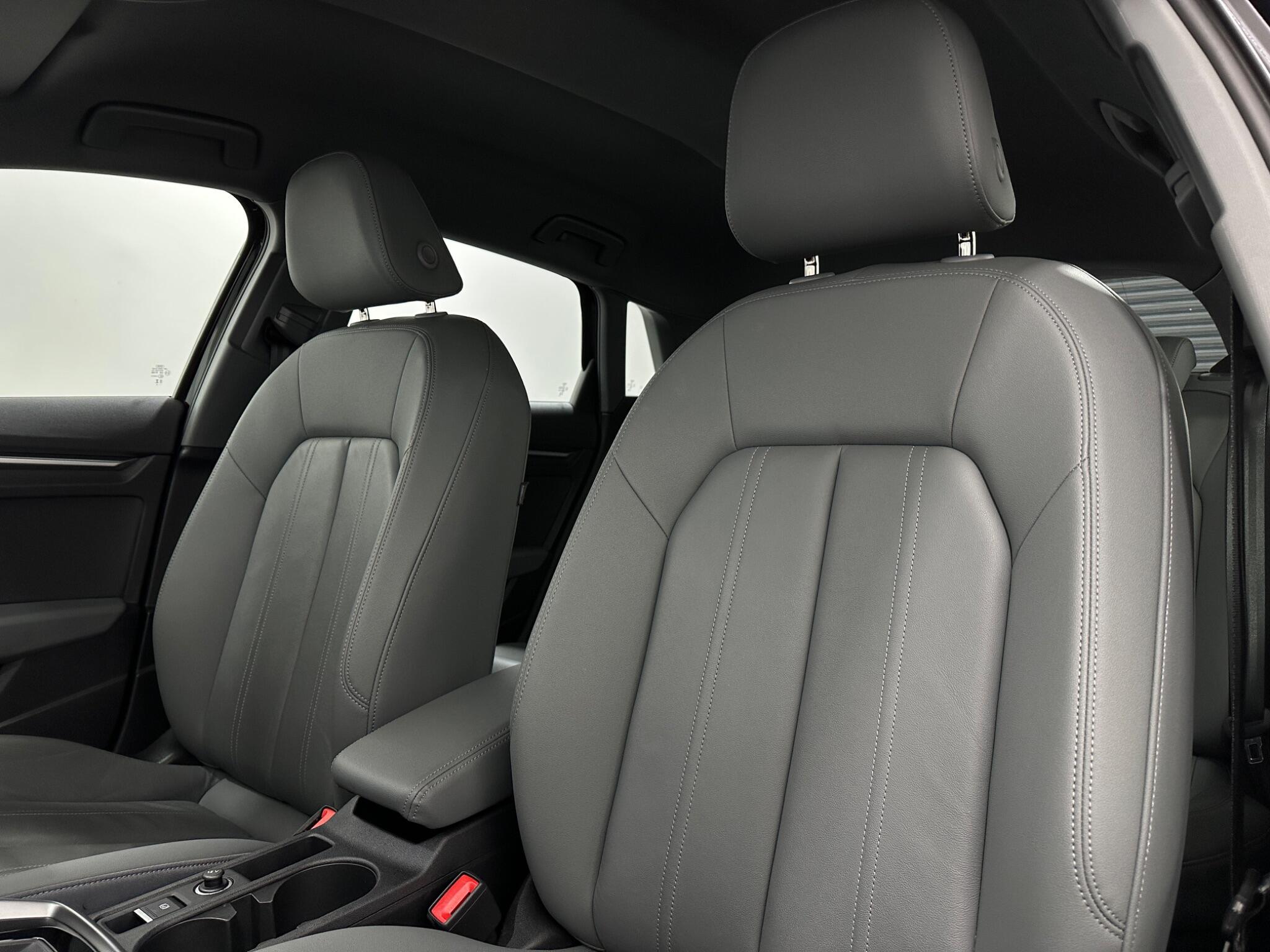 Audi A3 view 36