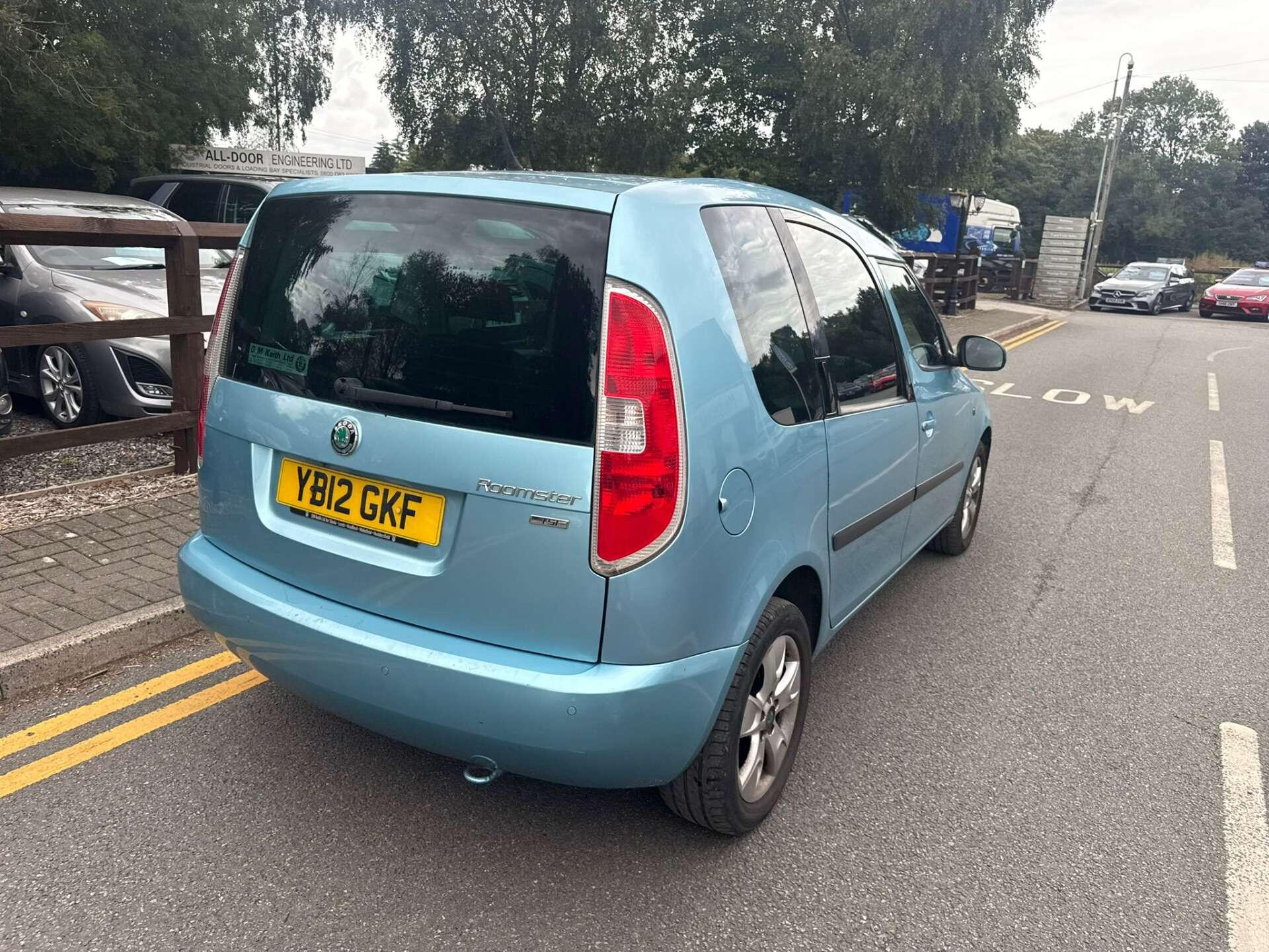 Skoda Roomster view 8