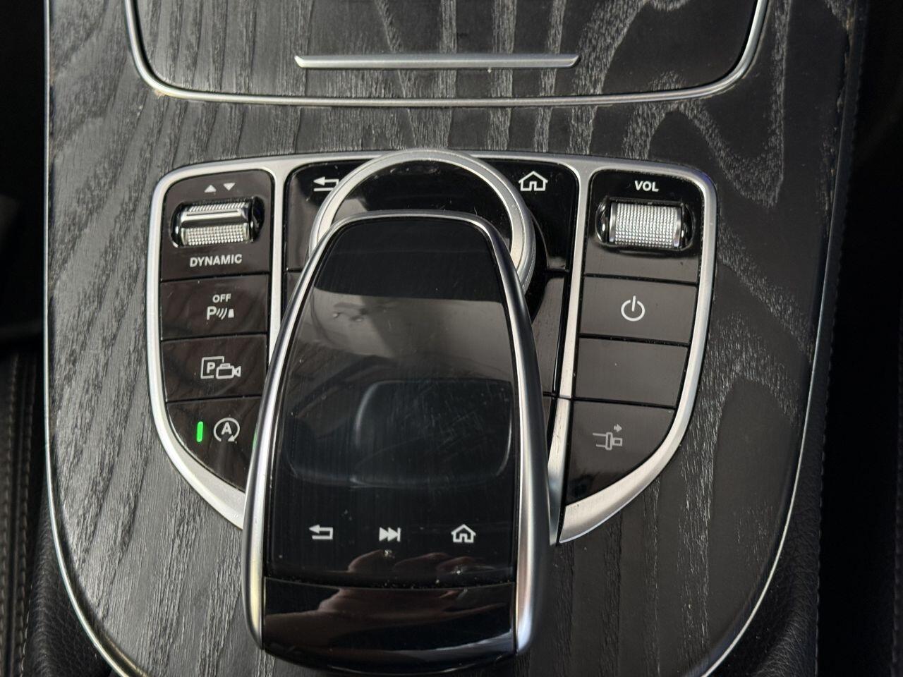 Mercedes-Benz E Class view 56