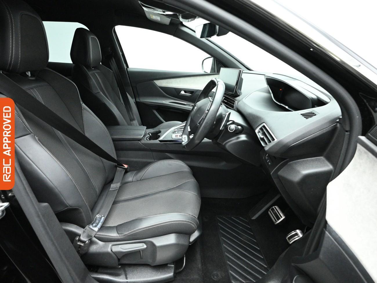 Peugeot 3008 view 11