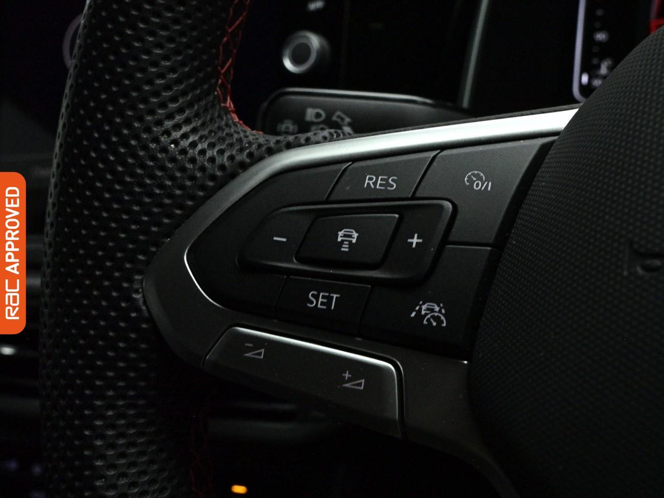 Volkswagen Polo view 22