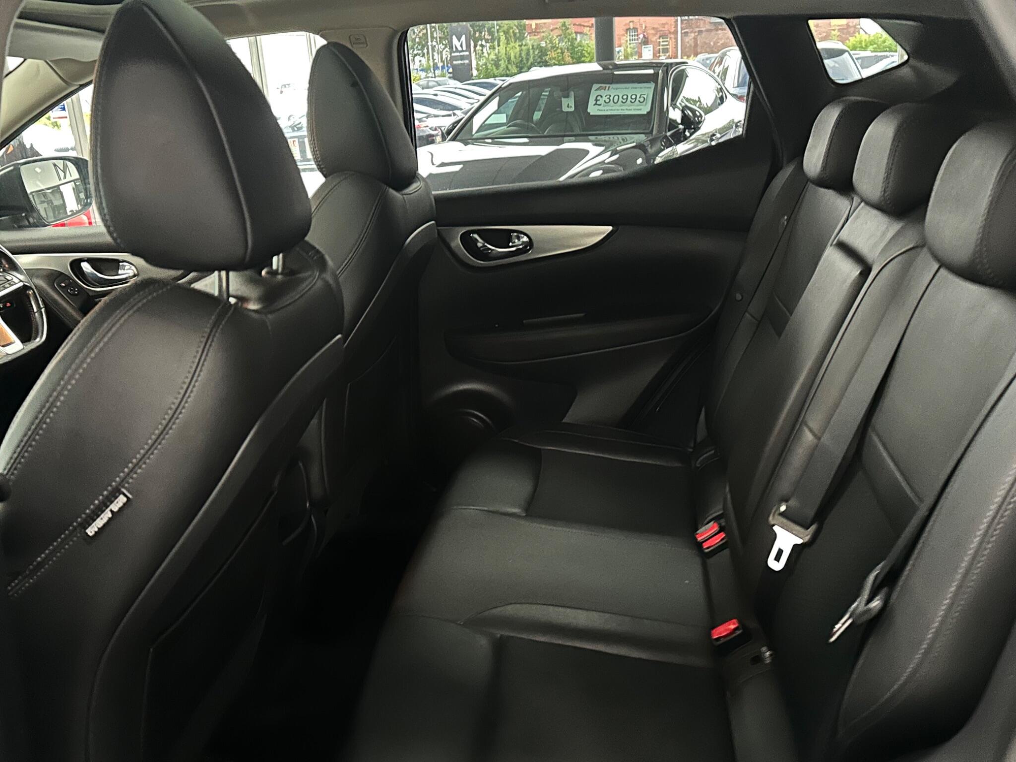 Nissan Qashqai view 35