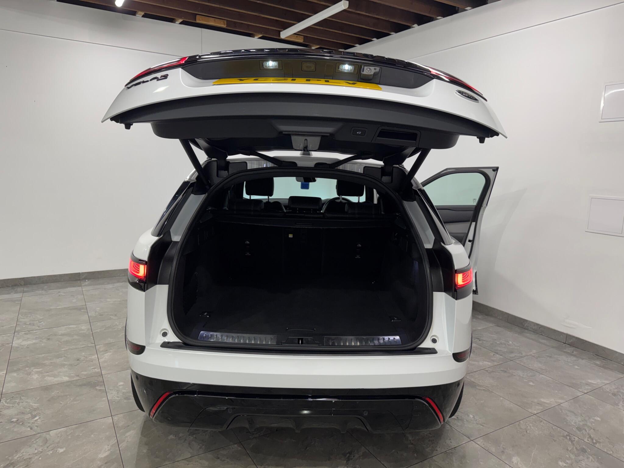 Land Rover Range Rover Velar view 15
