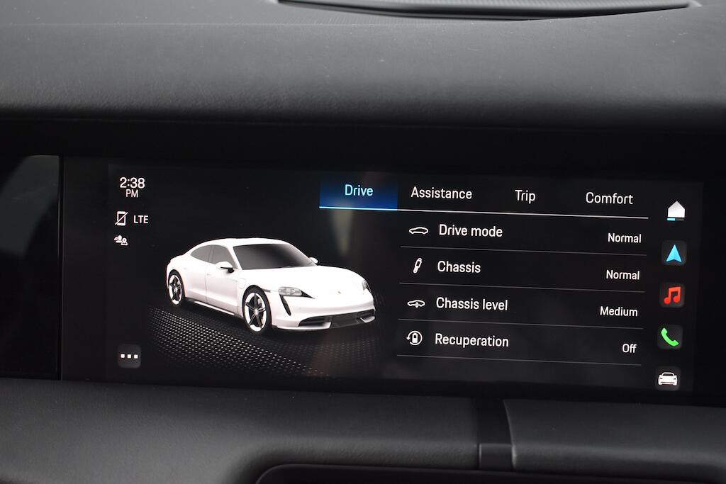 Porsche Taycan view 72