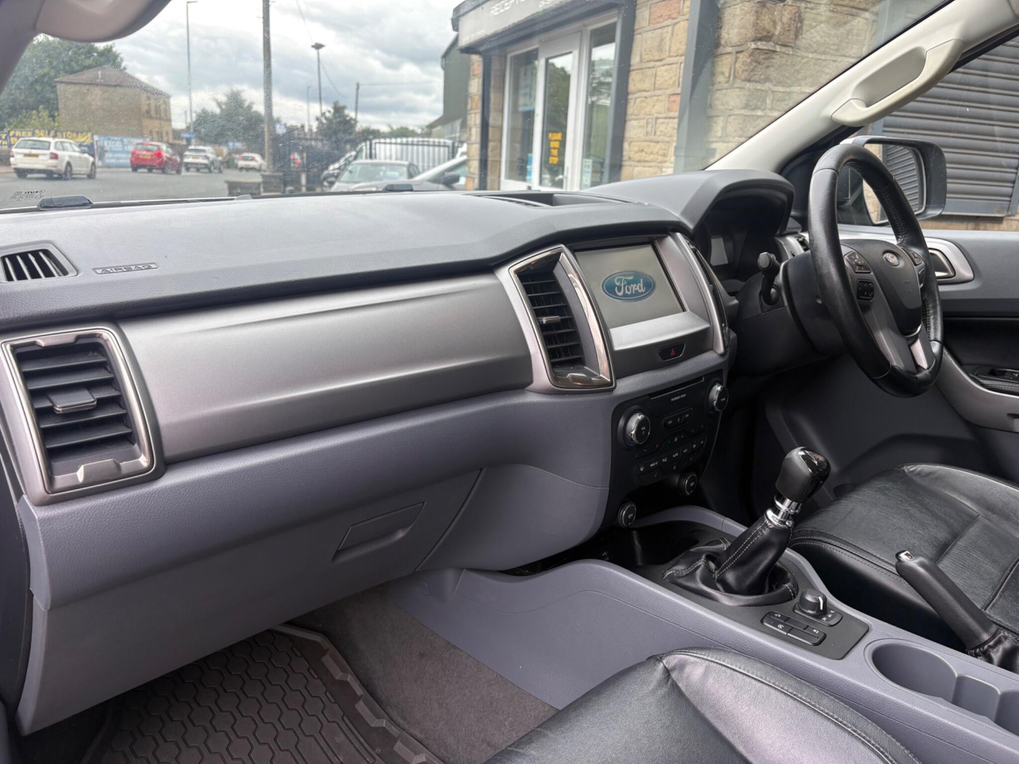 Ford Ranger view 21