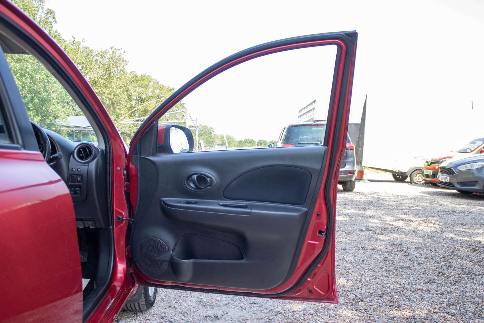Nissan Micra view 31