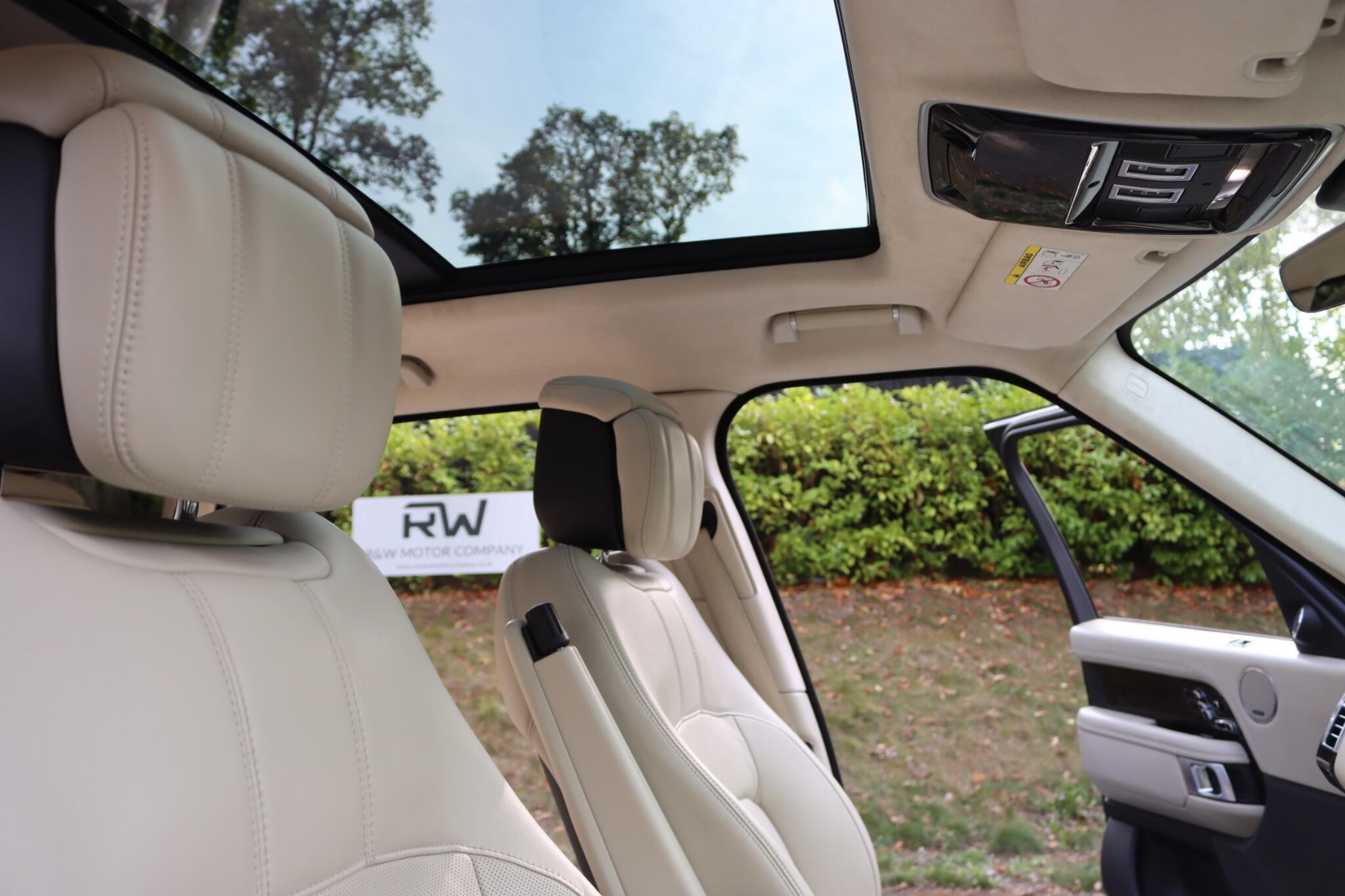 Land Rover Range Rover view 51
