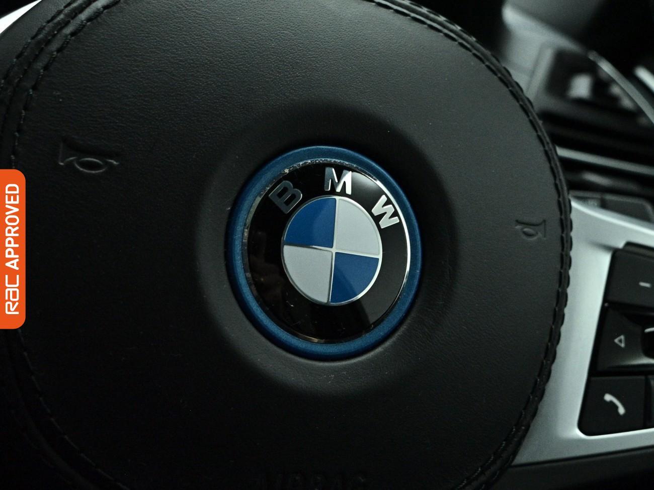 BMW iX3 view 26