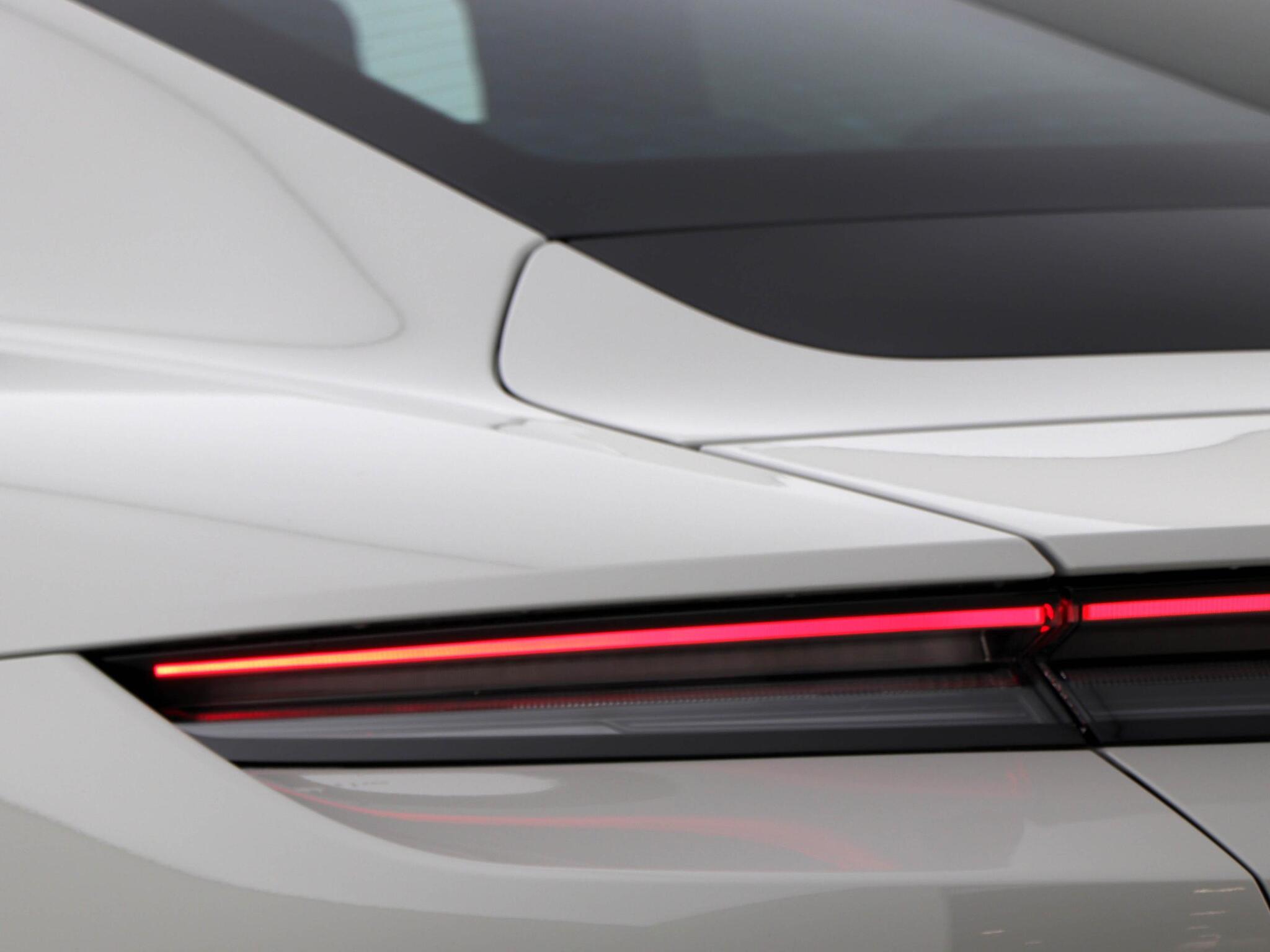 Porsche Taycan view 18