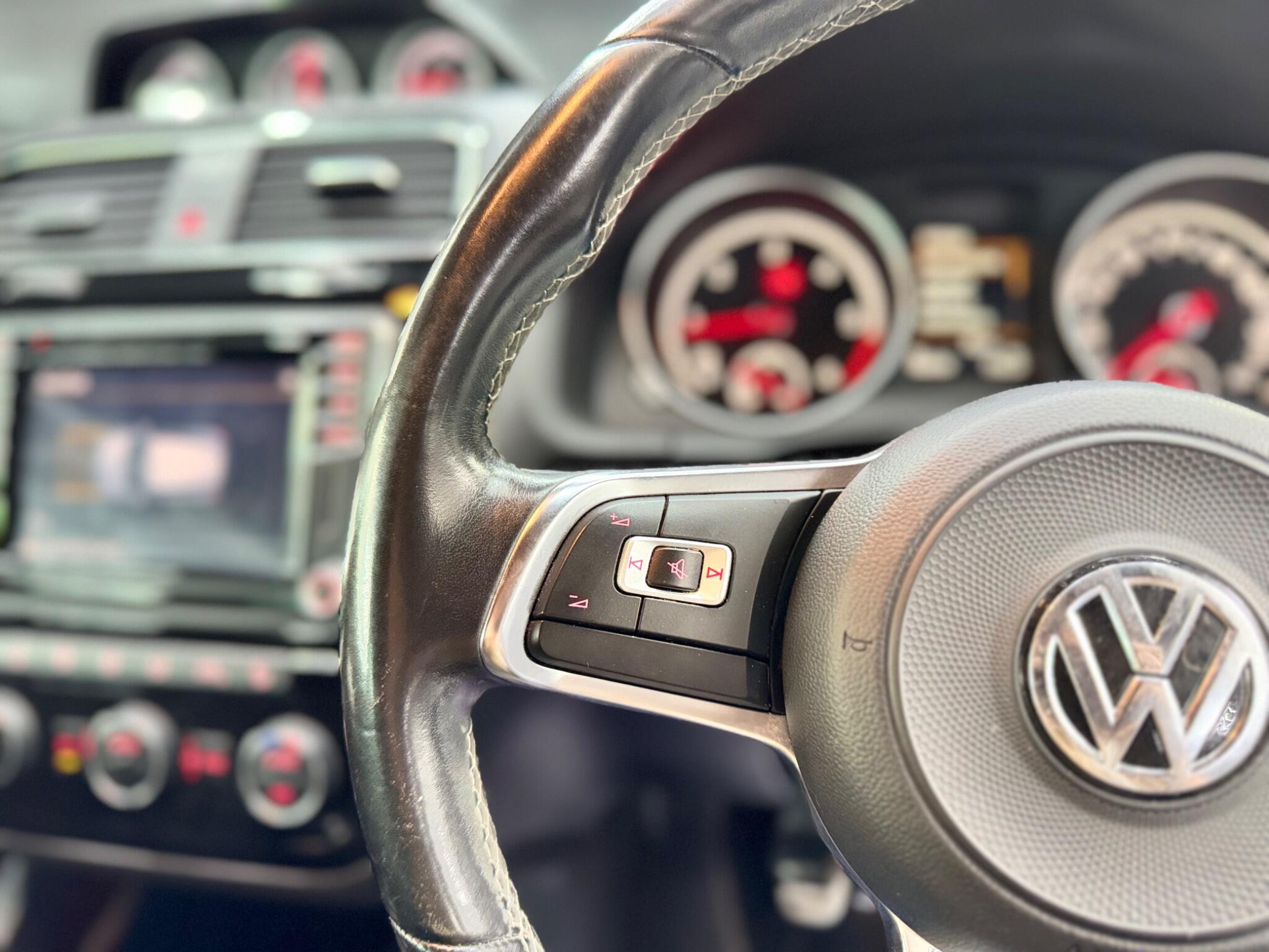 Volkswagen Scirocco view 36