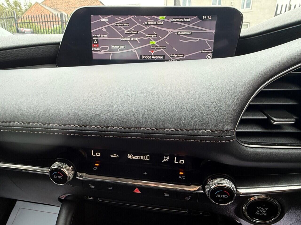 Mazda Mazda3 view 19