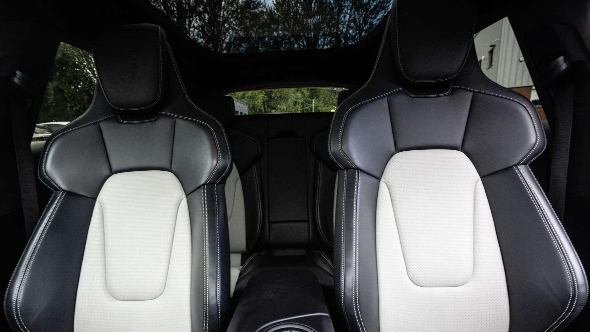 Porsche Taycan view 15