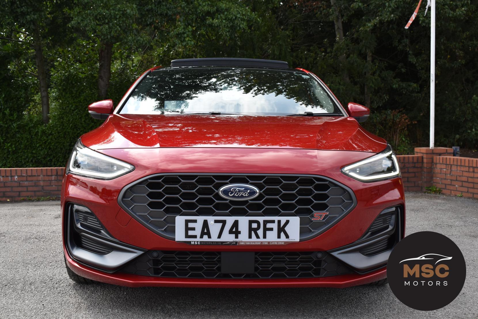 Ford Focus view 4