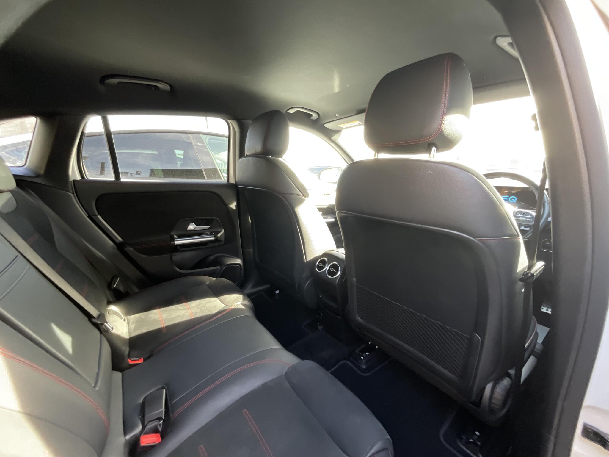 Mercedes-Benz Eqa view 10