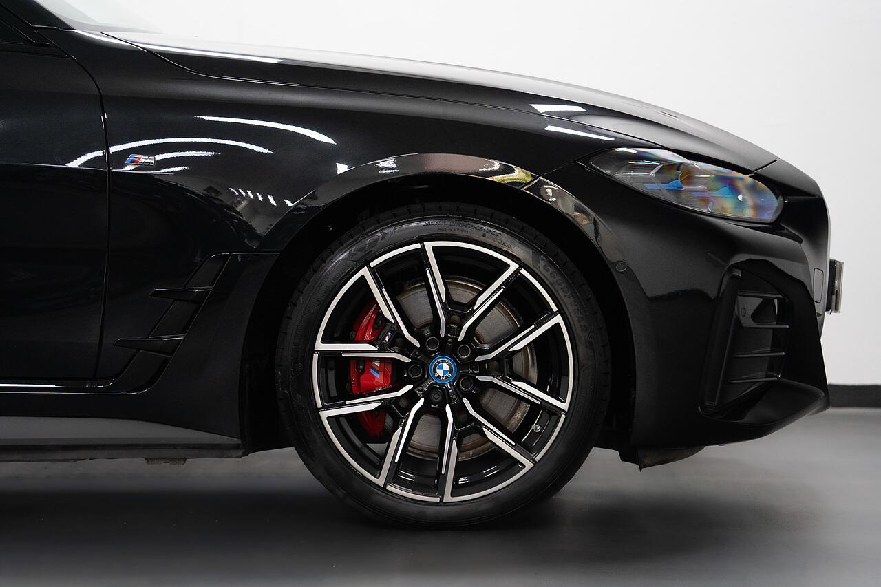 BMW I4 view 38