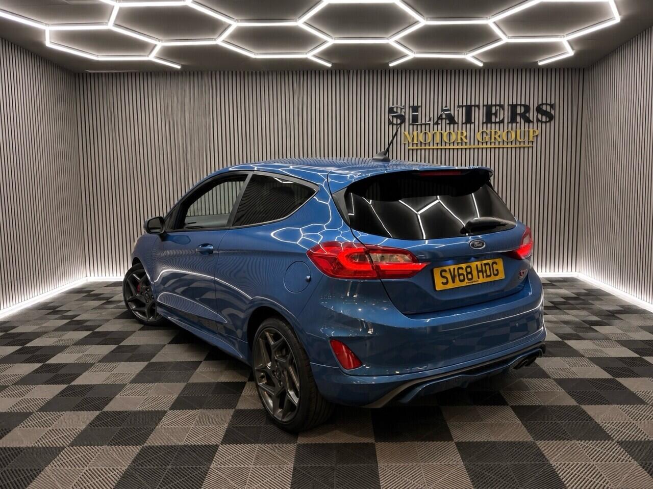 Ford Fiesta view 35