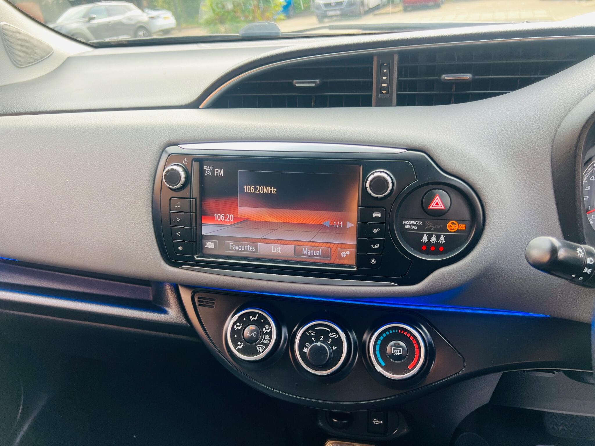 Toyota Yaris view 37