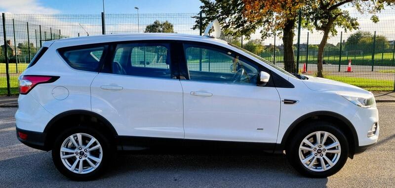 2017 Ford Kuga 2.0 TDCi EcoBlue Zetec AWD Euro 6 (s/s) 5dr • 129,000 miles image 8