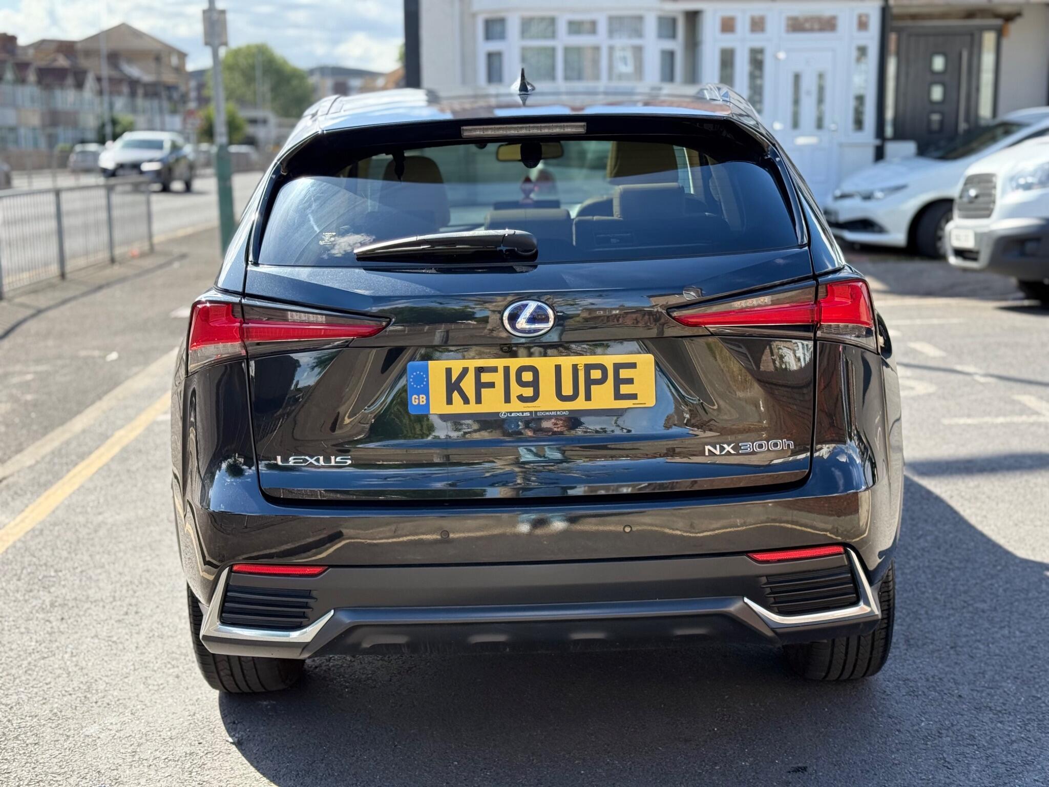 Lexus NX view 8