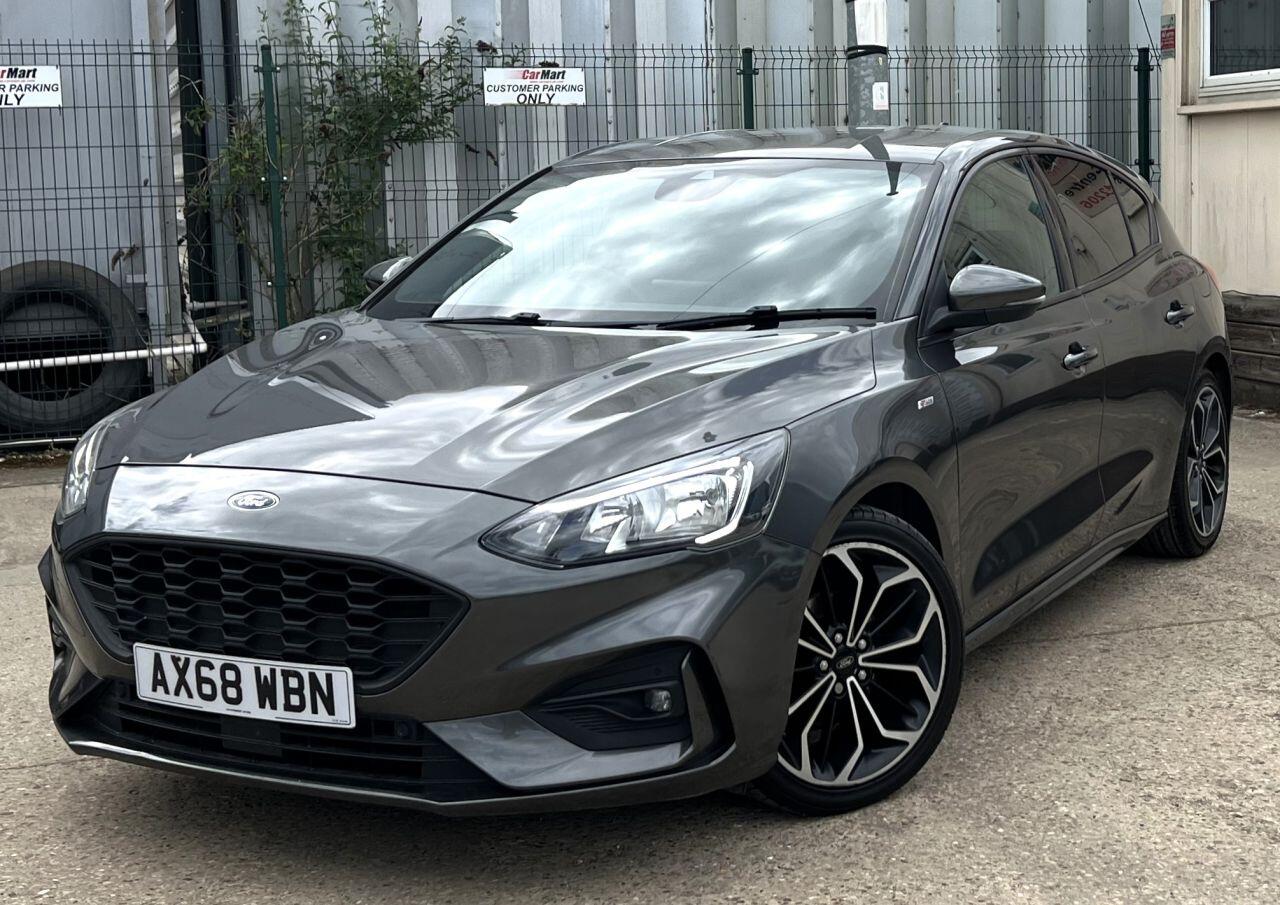 Ford Focus view 2