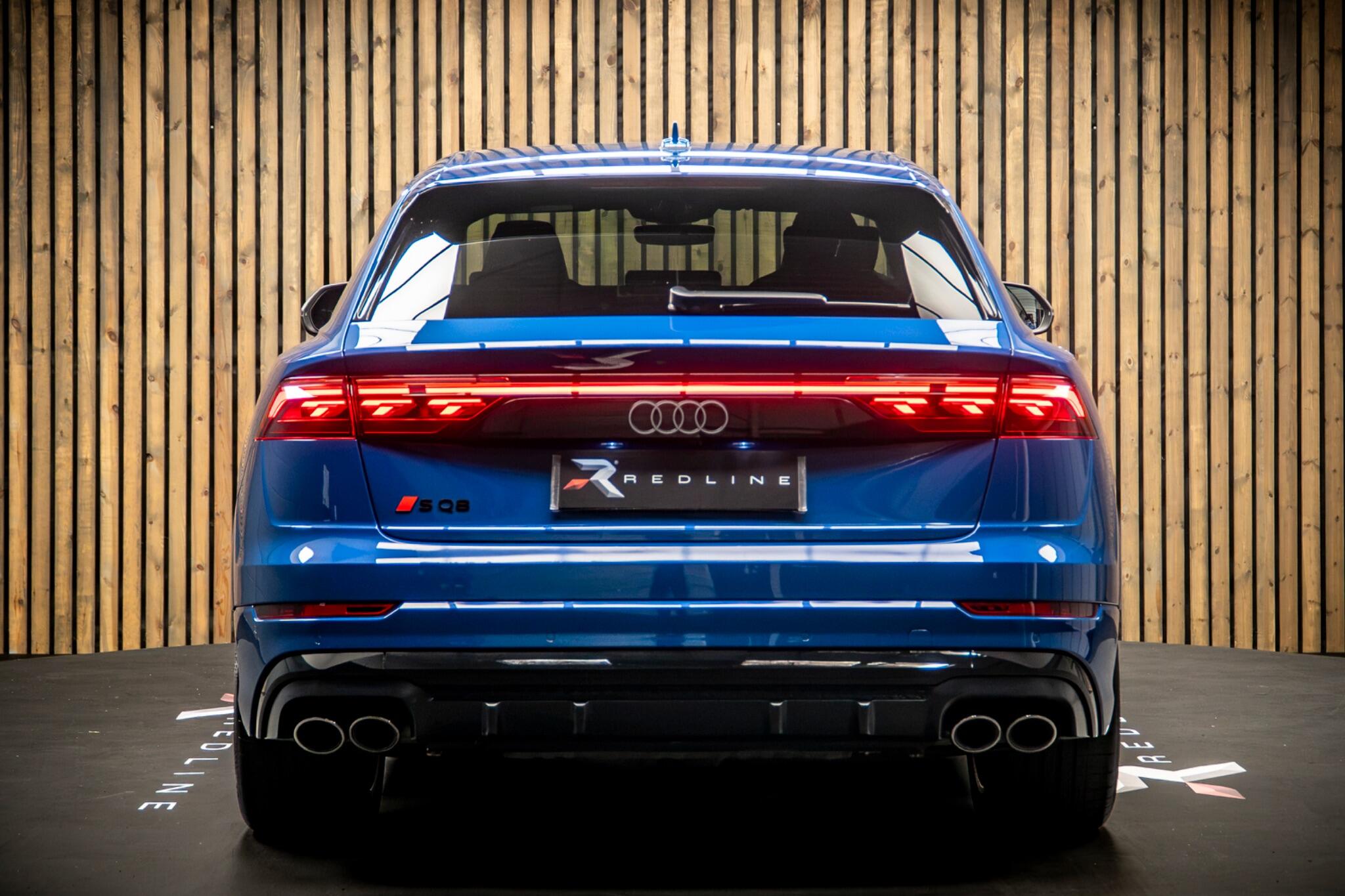 Audi SQ8 view 6