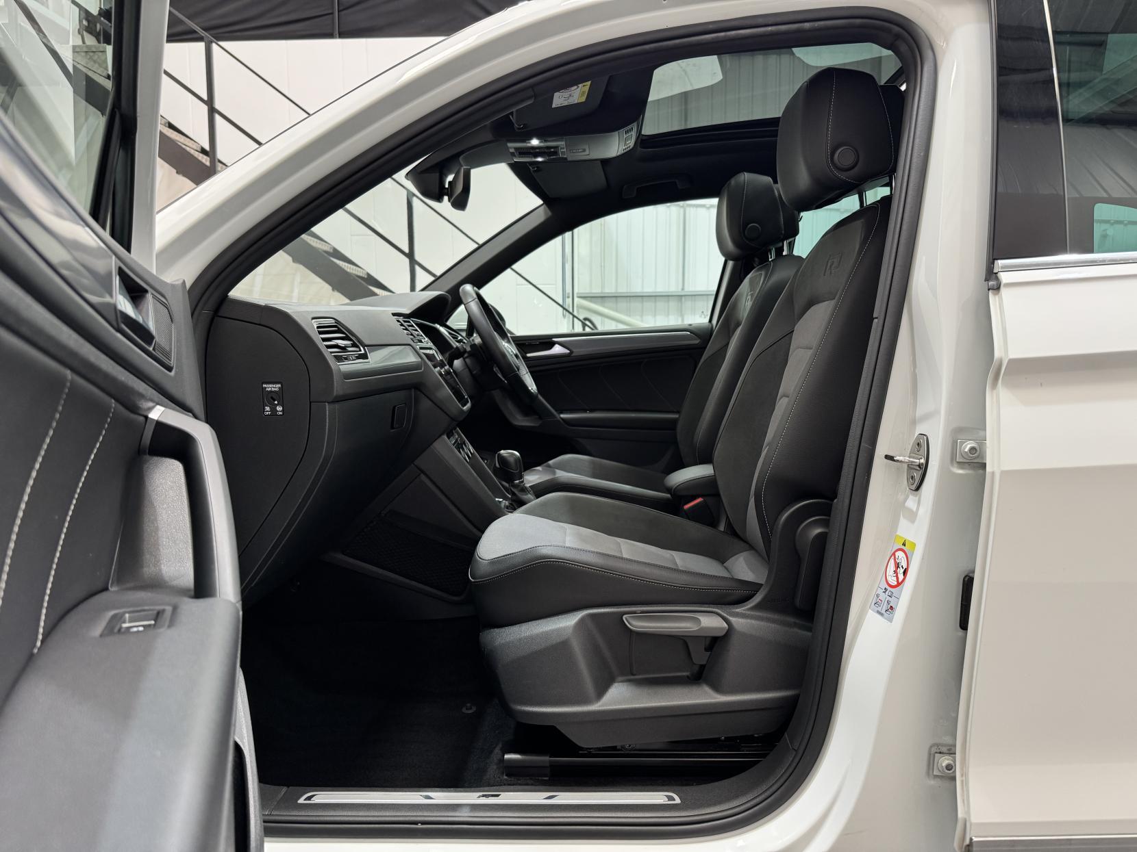 Volkswagen Tiguan view 49