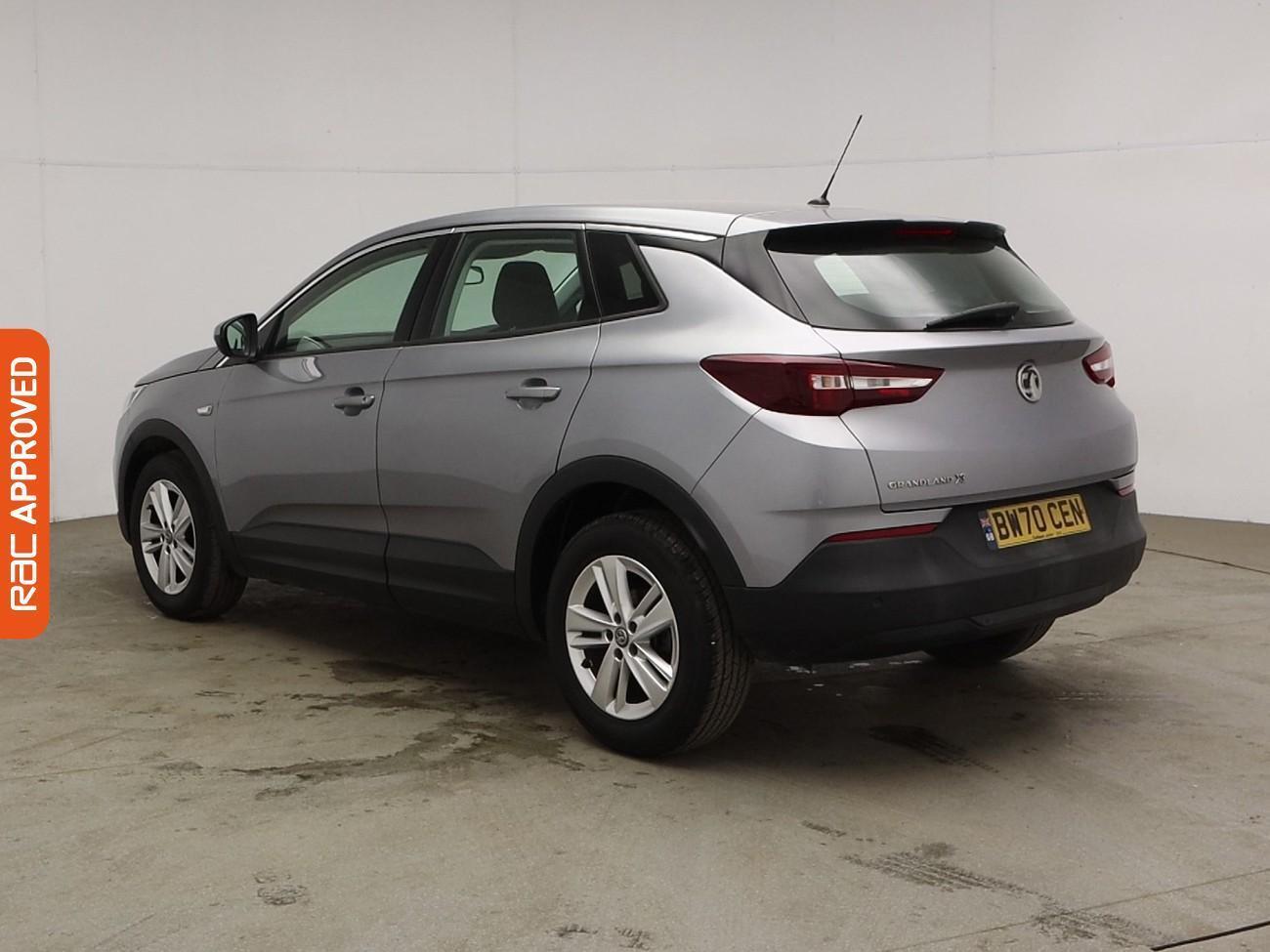 Vauxhall Grandland X view 4