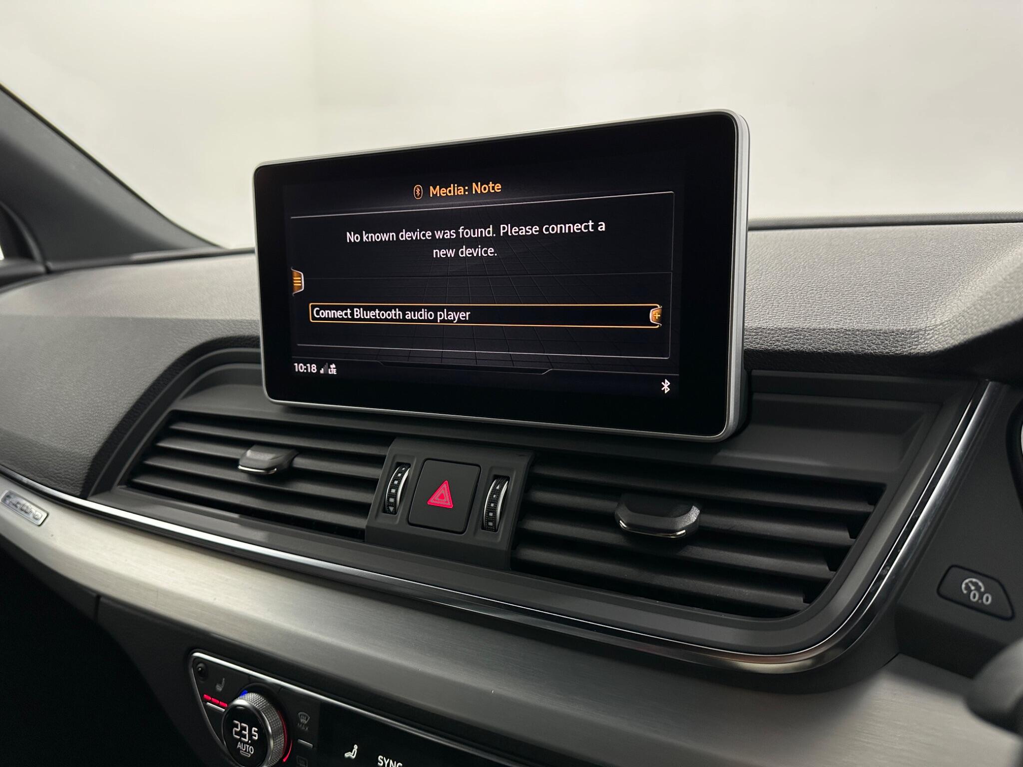 Audi Q5 view 26