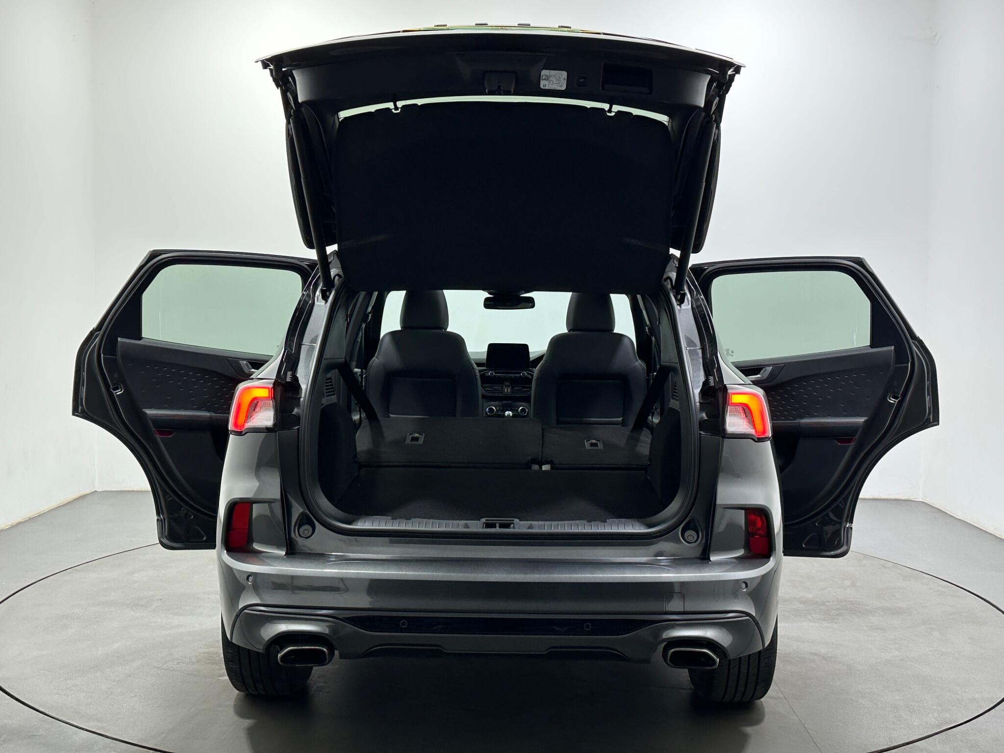 Ford Kuga view 42