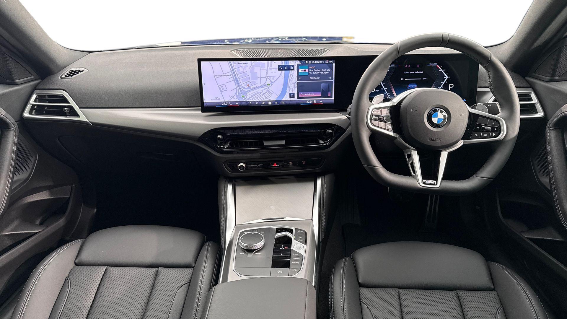 BMW 2 Series view 4