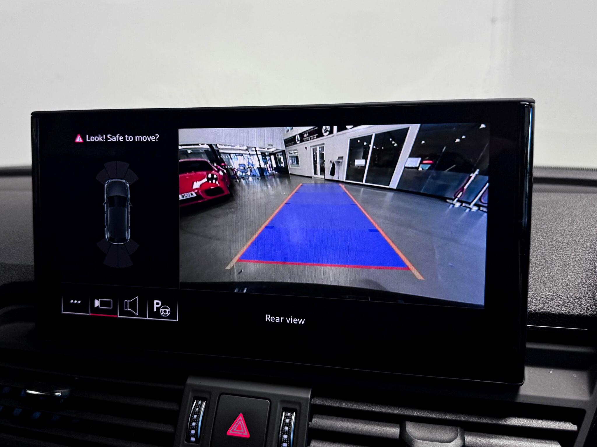 Audi Q5 view 39