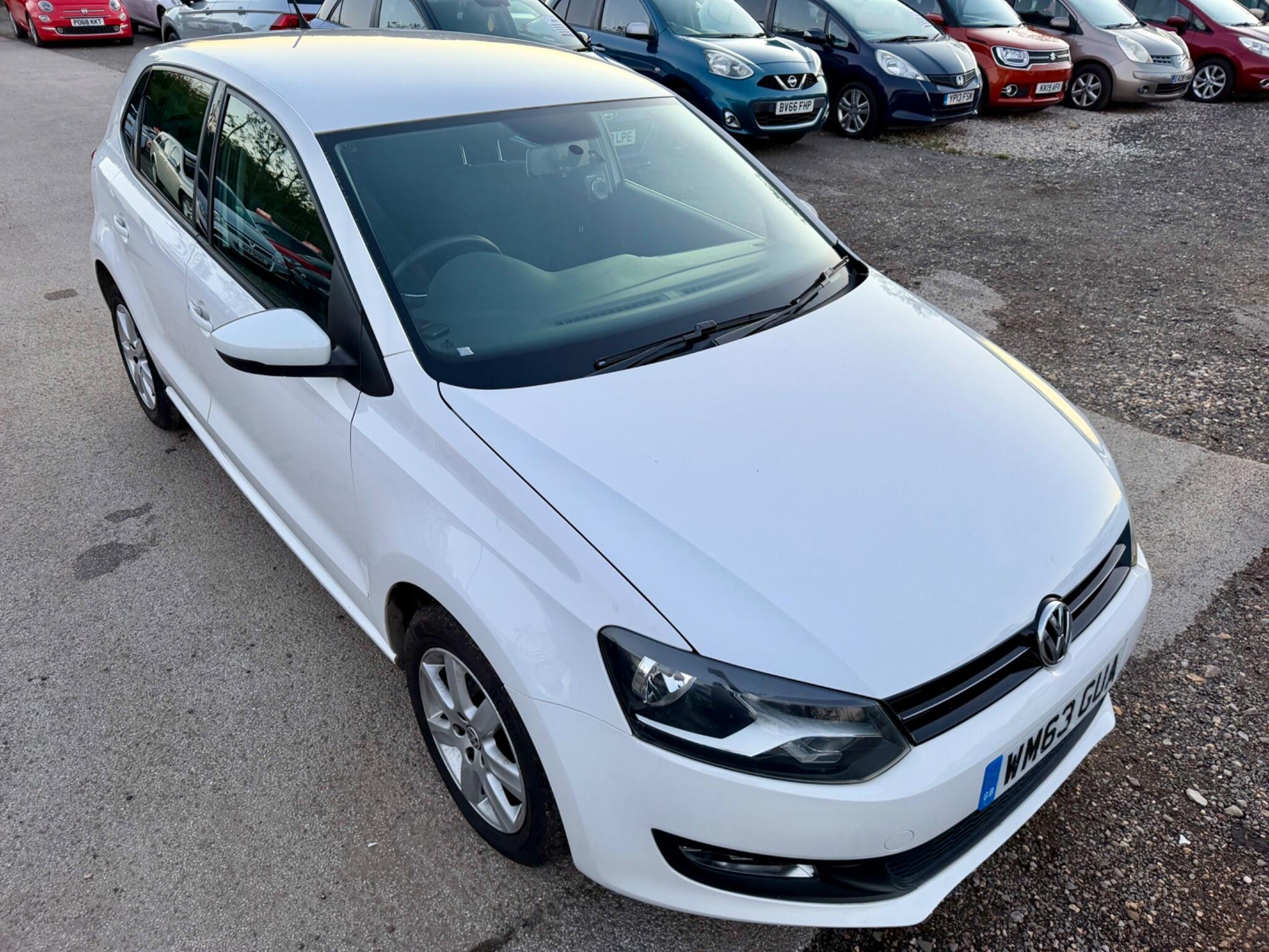 Volkswagen Polo view 2