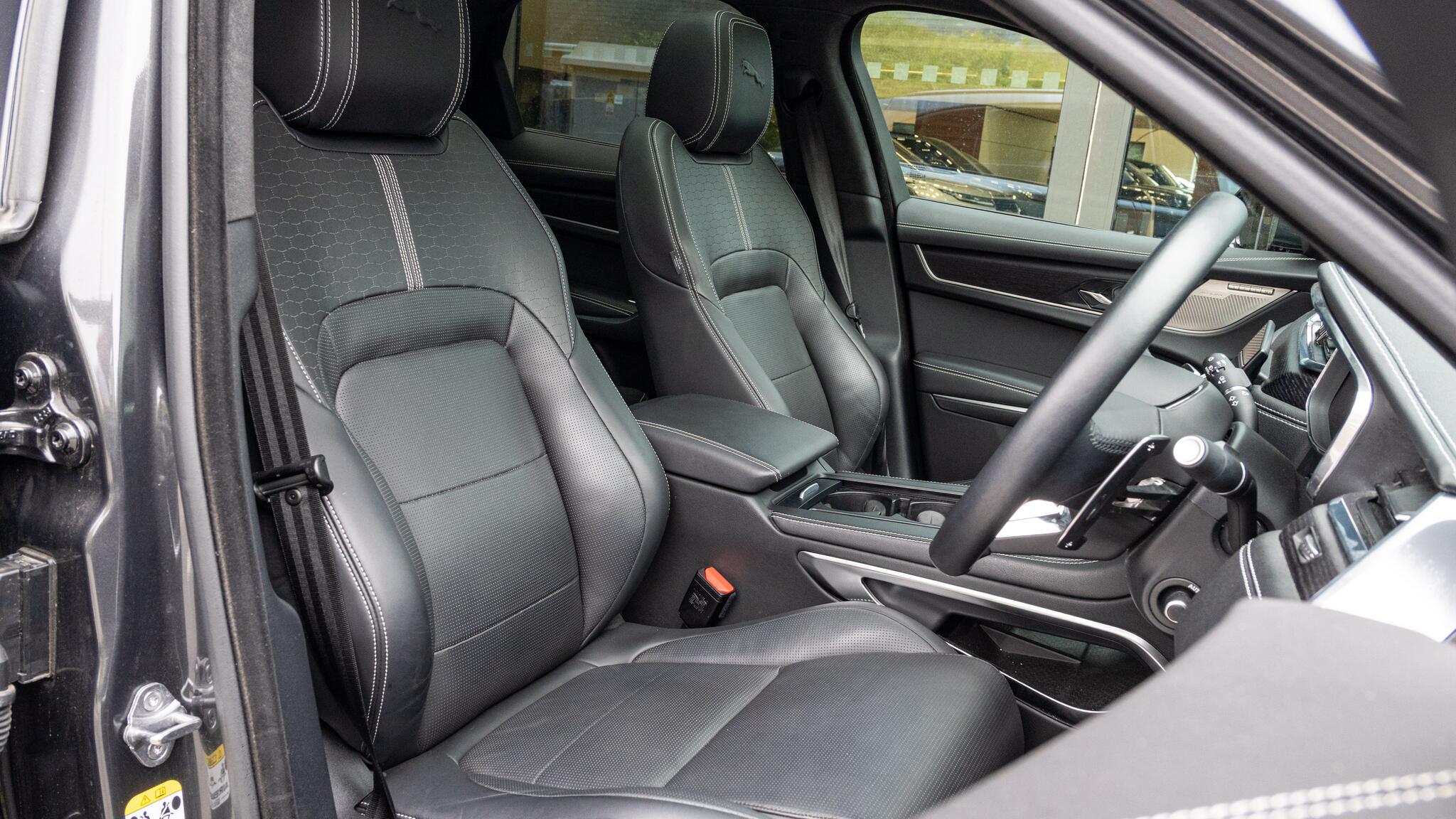 Jaguar F-Pace view 55