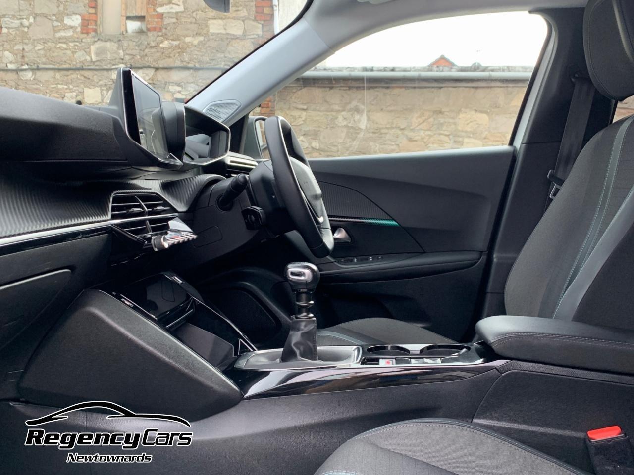 Peugeot 2008 view 15