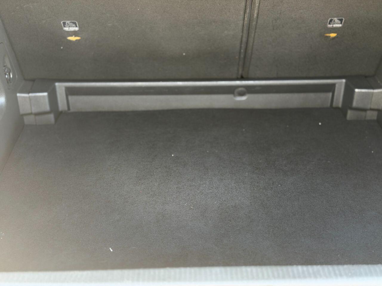 Vauxhall Grandland X view 104
