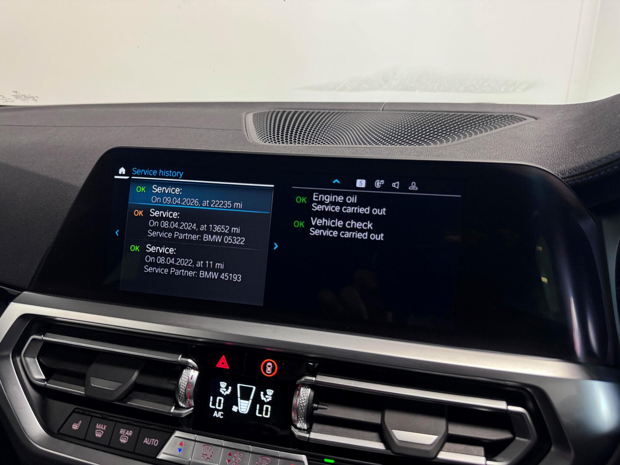 BMW 3 Series view 52